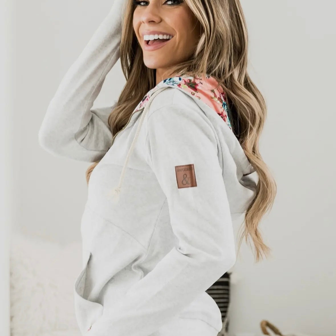 Ampersand Avenue FullZip sweatshirt hi there