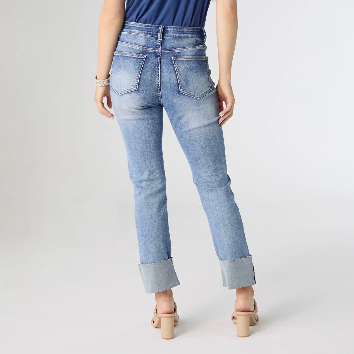 Light Medium Everstretch Straight Ankle Wide Cuff