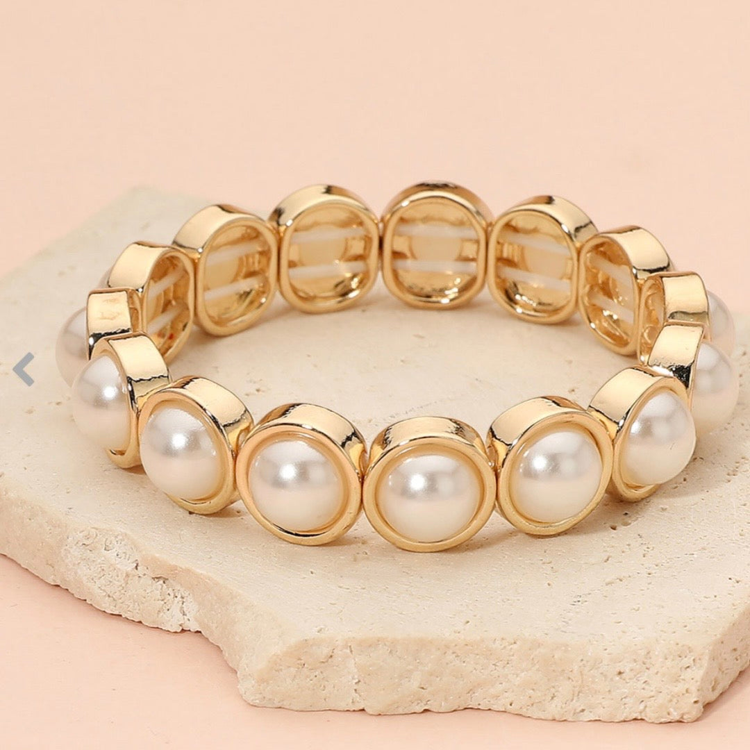 Cream Pearl Beaded Stretch Bracelet