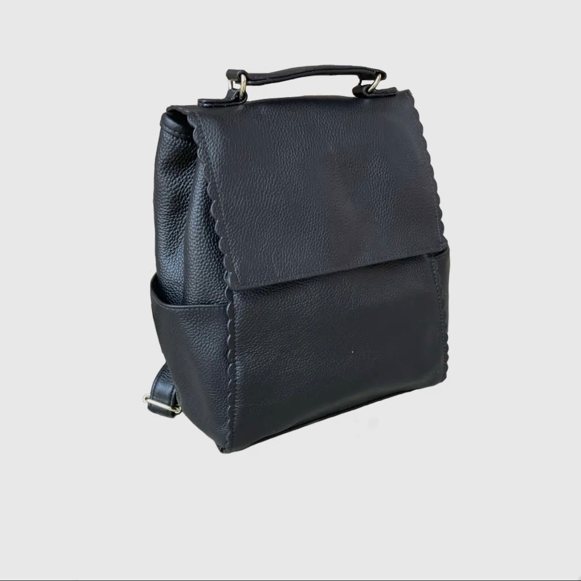 Milano Top Grain Cowhide Leather Scallop Trim Back Pack