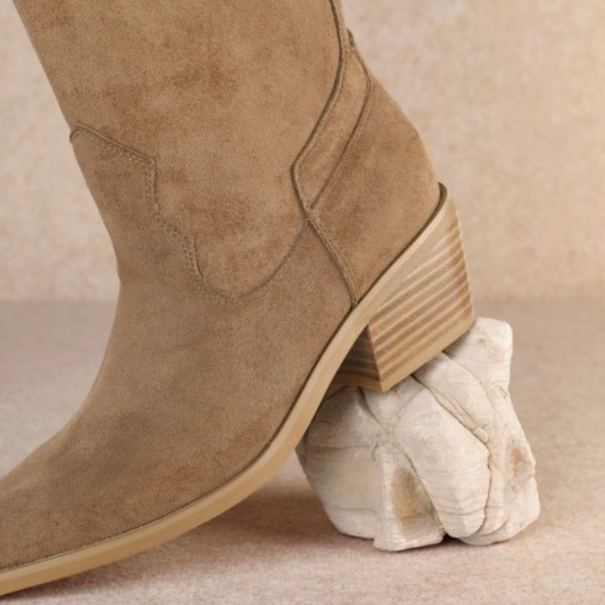 Juliet Brown Knee-High Boots