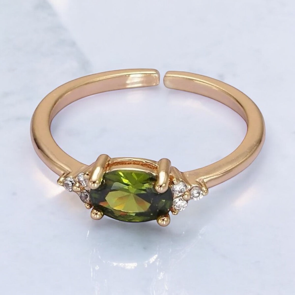 August birthstone ring