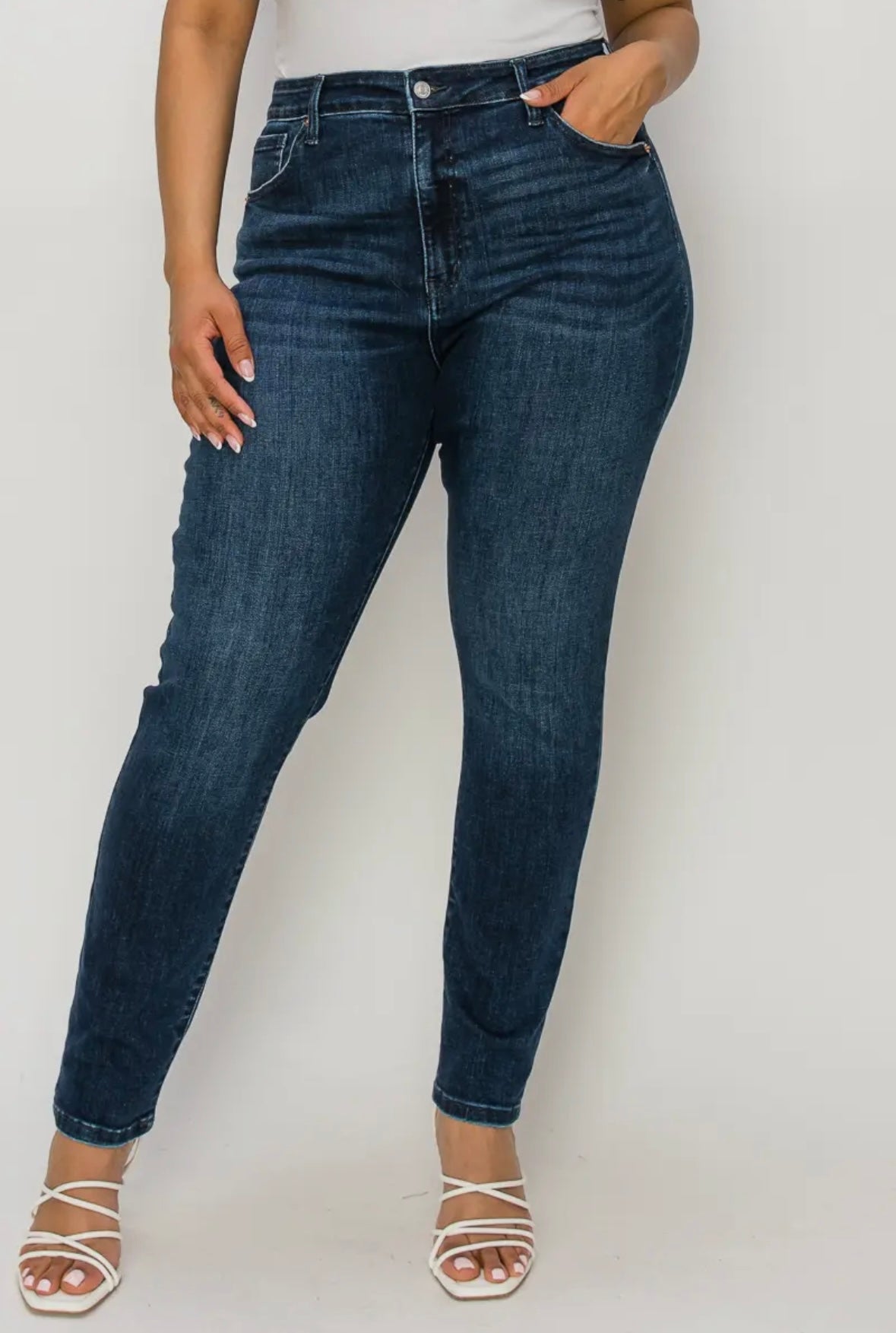 Plus Size High Rise Skinny Jeans | Dark