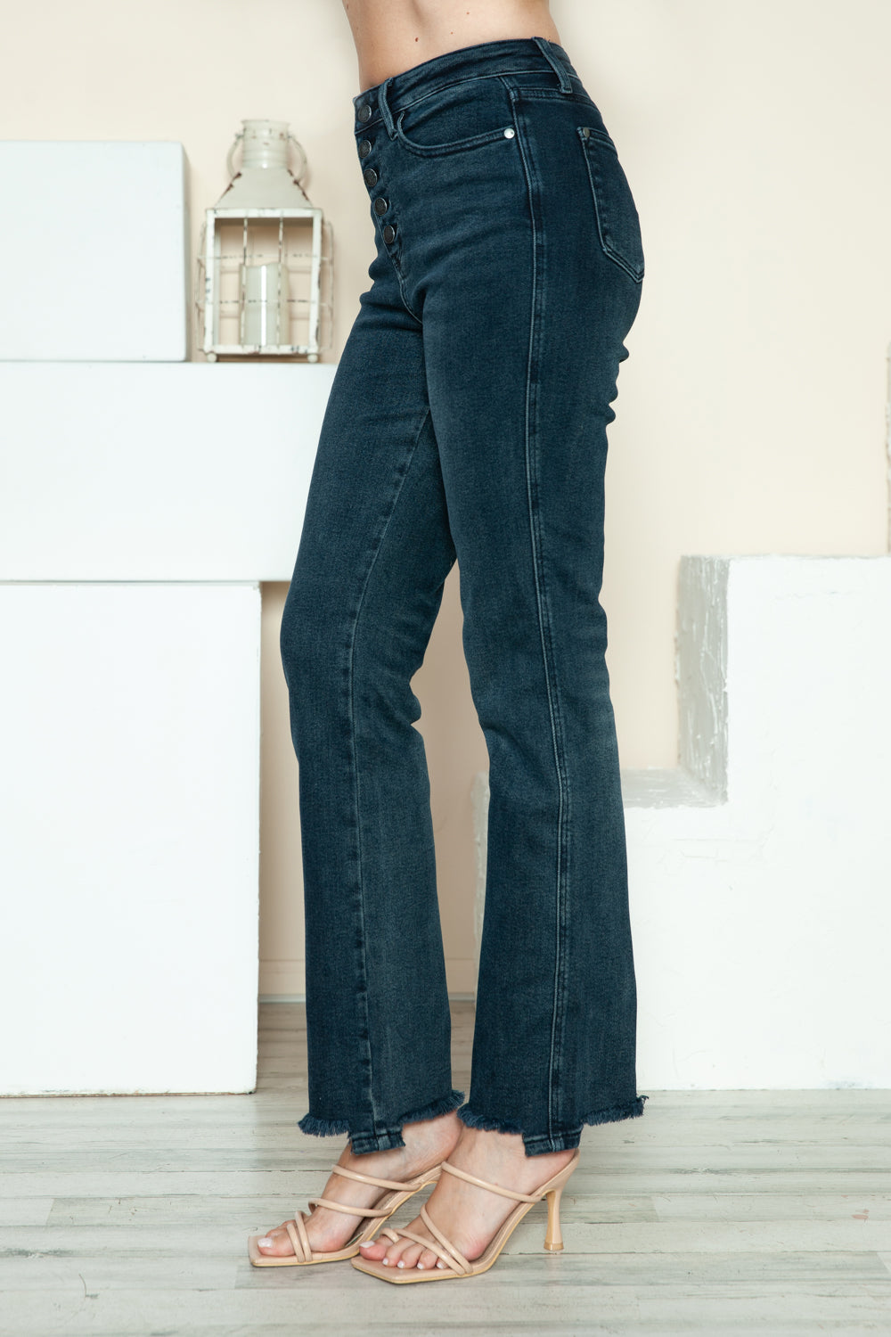 Judy blue button fly hem destroy straight jeans