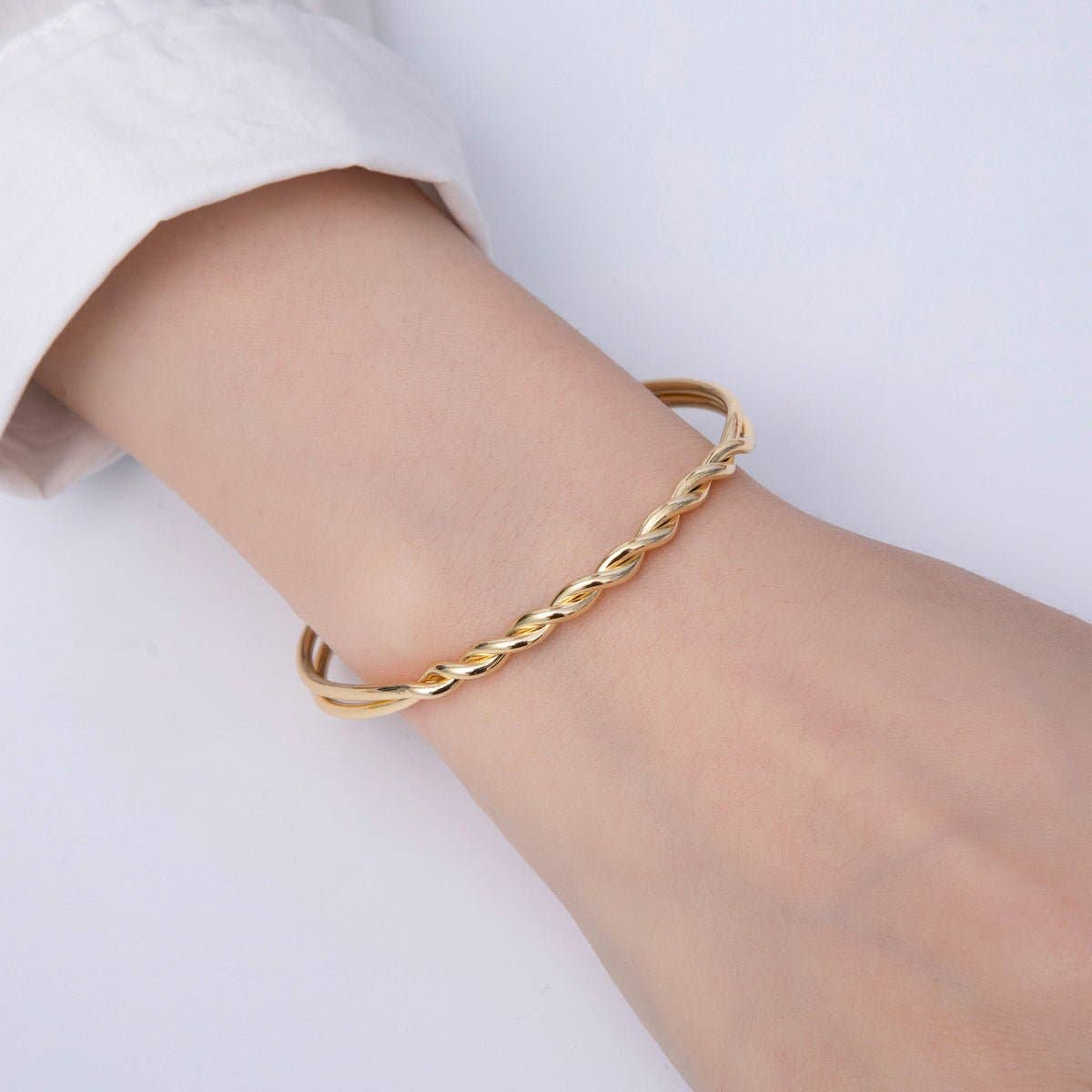 14K Gold Filled Double Twisted Knot Band Cuff Bracelet