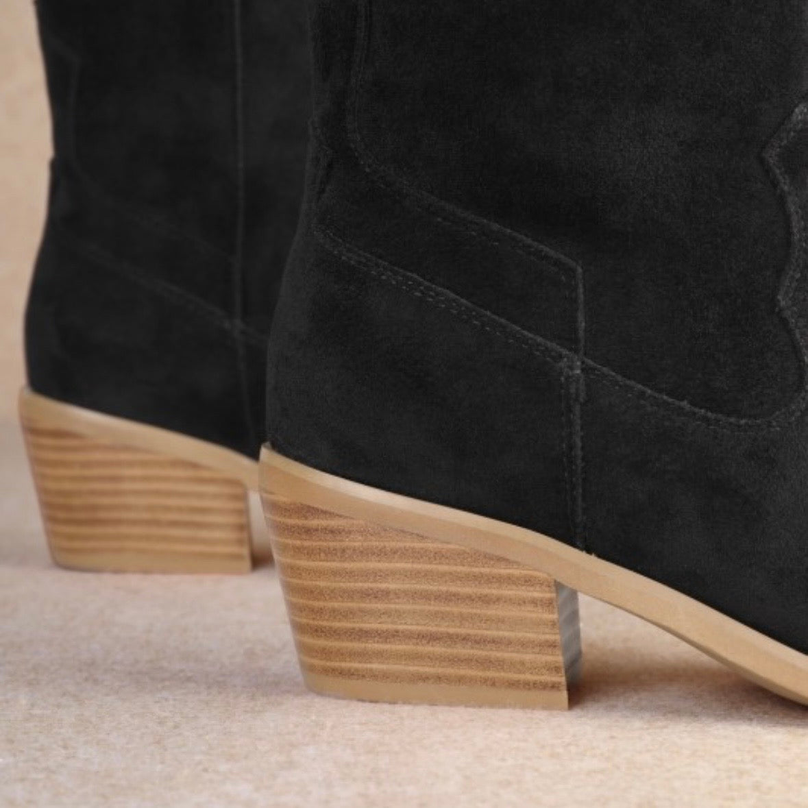 Juliet Black Knee-High Boots