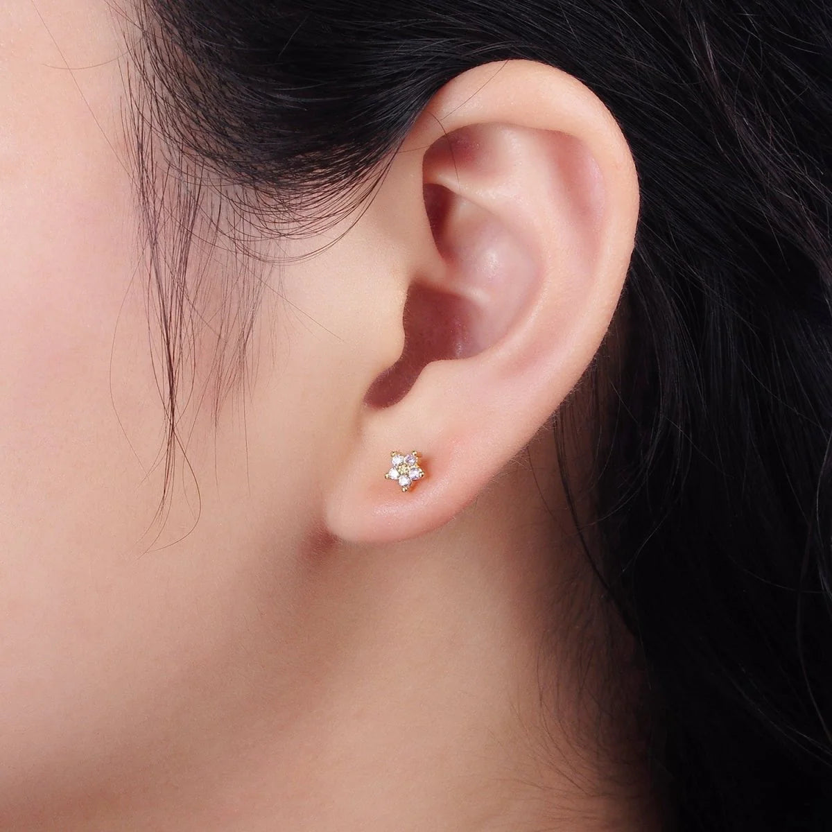 Dainty Flower Stud Earrings