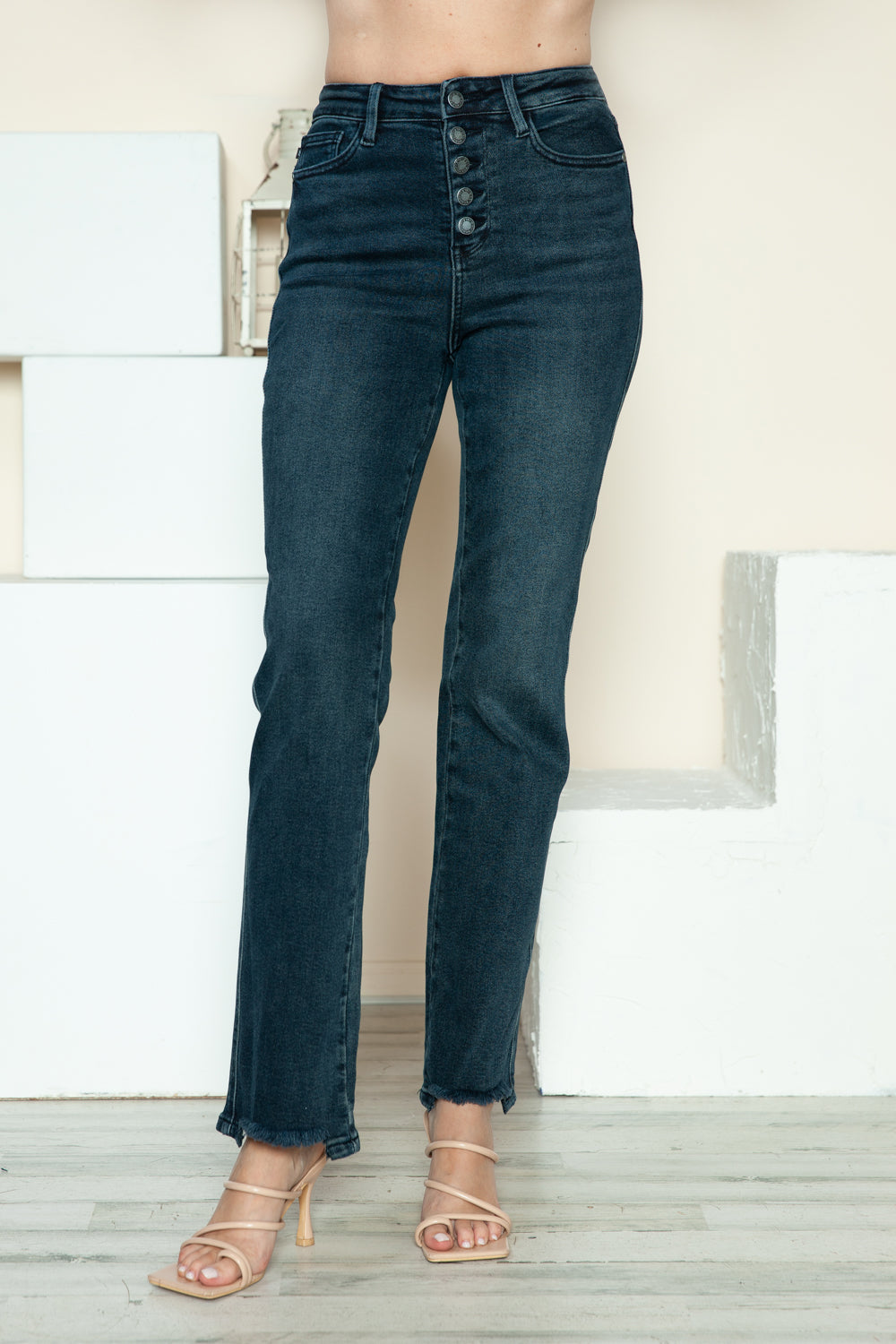 Judy blue button fly hem destroy straight jeans