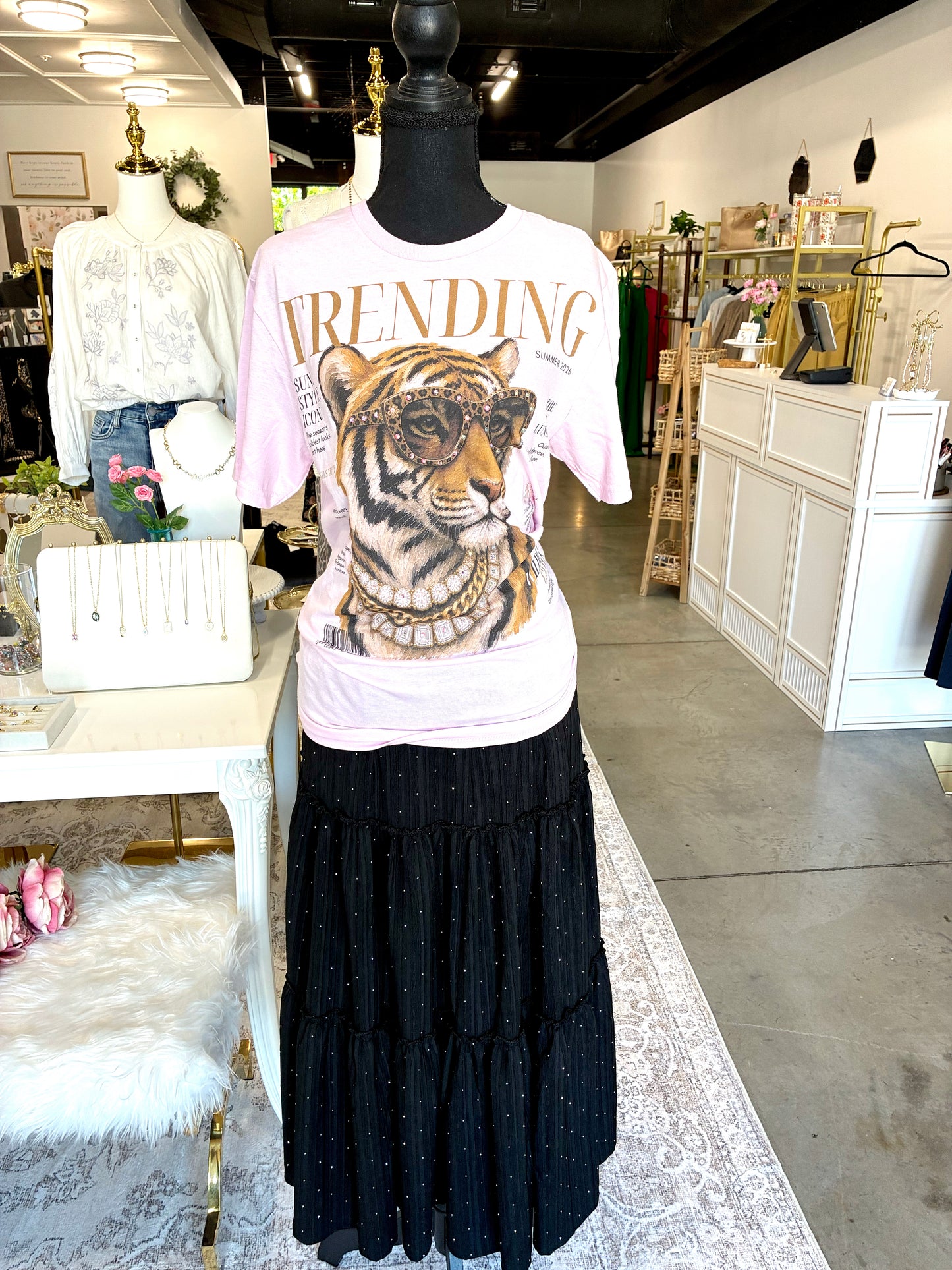Trending Tiger Graphic Tee