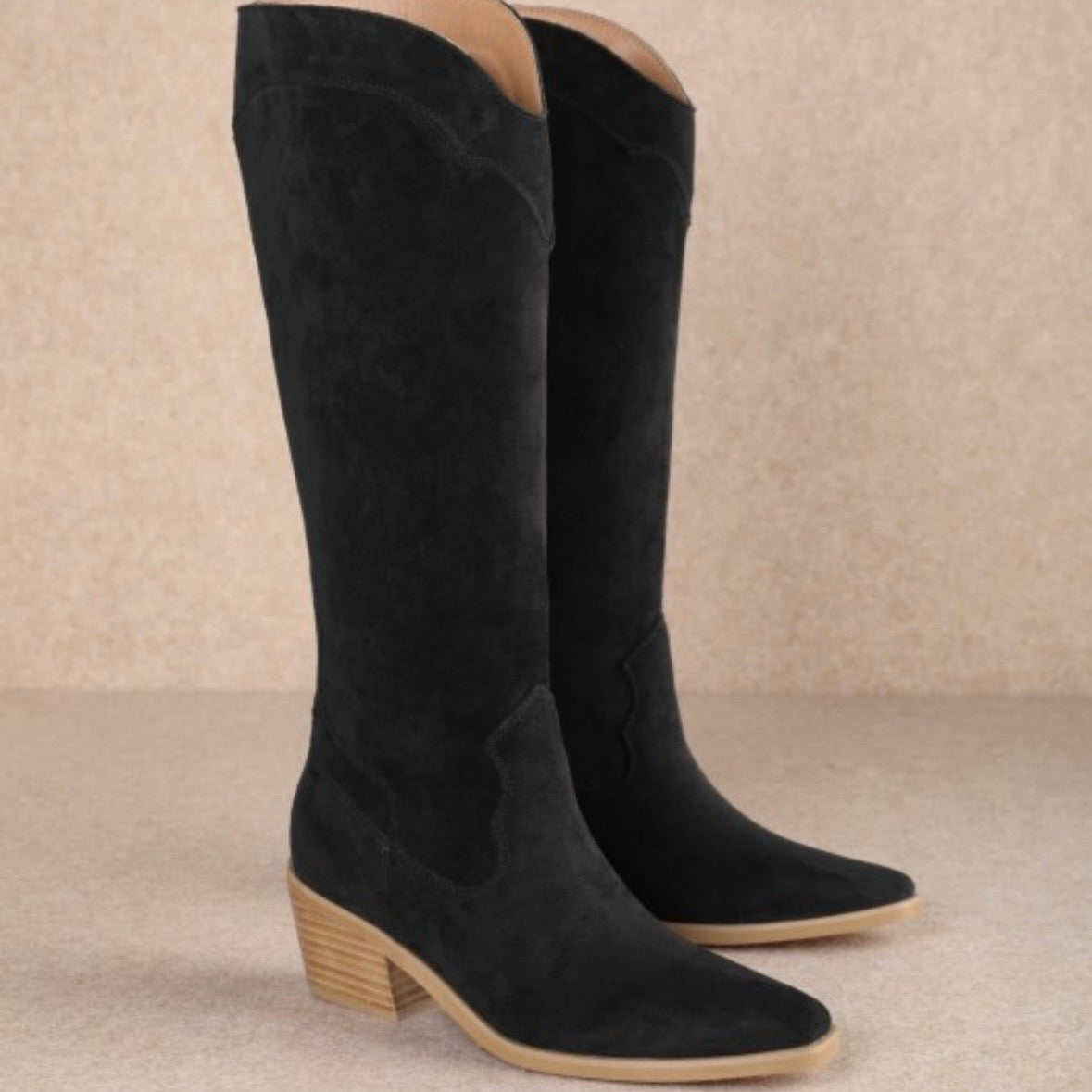 Juliet Black Knee-High Boots