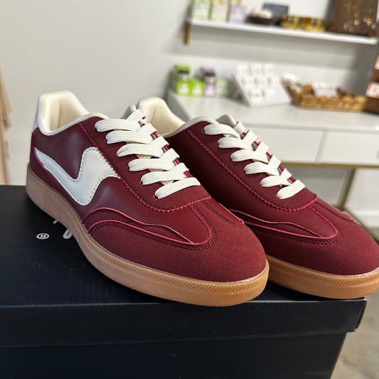 Low Top Wine Color Sneakers