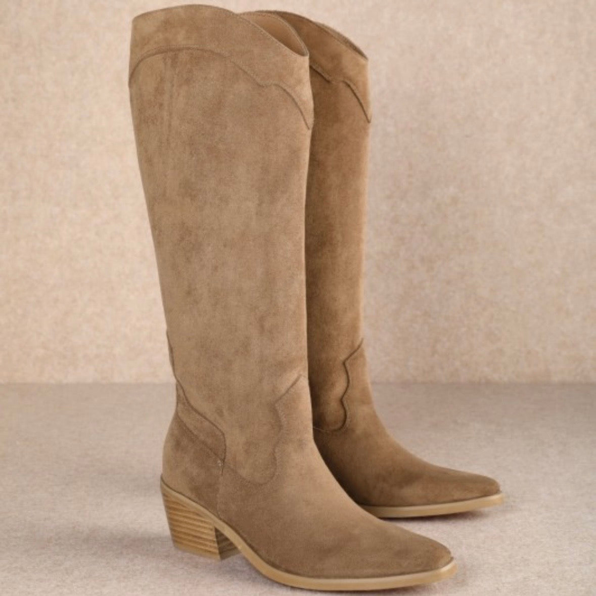 Juliet Brown Knee-High Boots