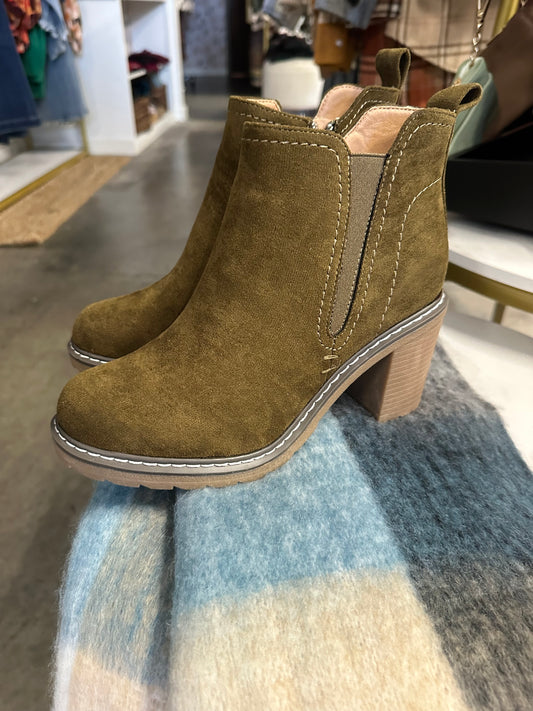 Bite Me Corkys Boots