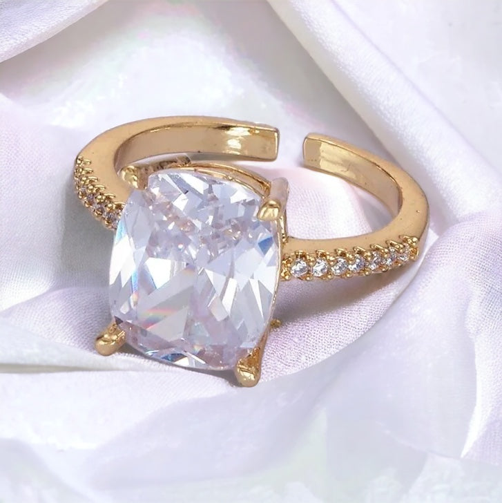 Giovanna Solitaire Ring