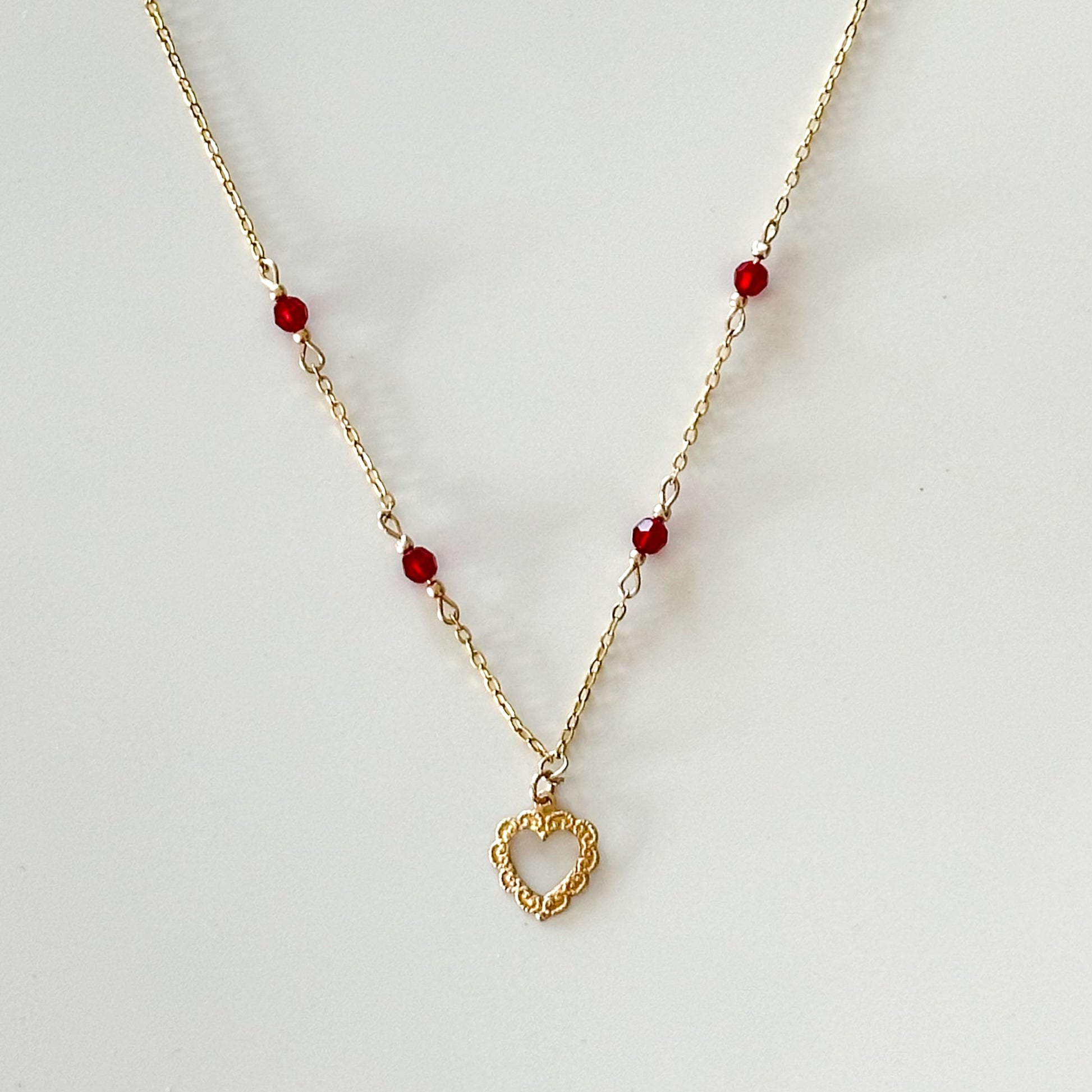 Gold filled vintage heart necklace